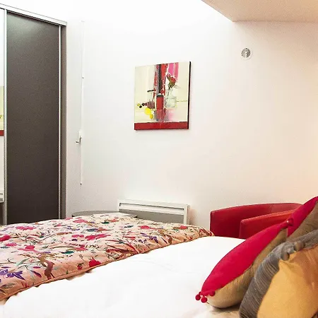 Les Pirondeaux Gasthof 3*