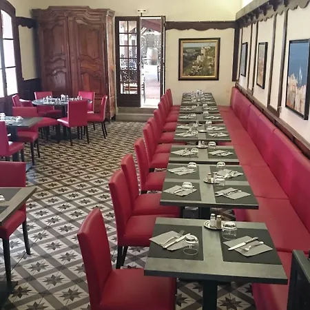 Penzion Les Pirondeaux 3*