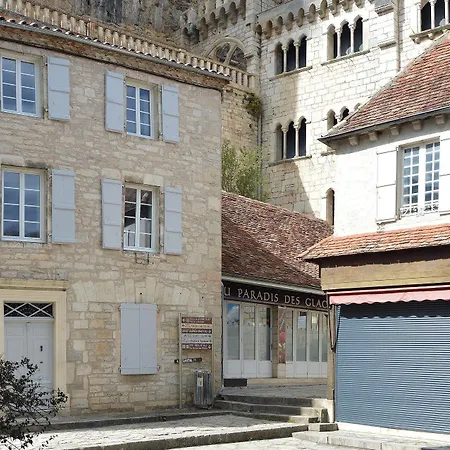 Penzion Les Pirondeaux 3*